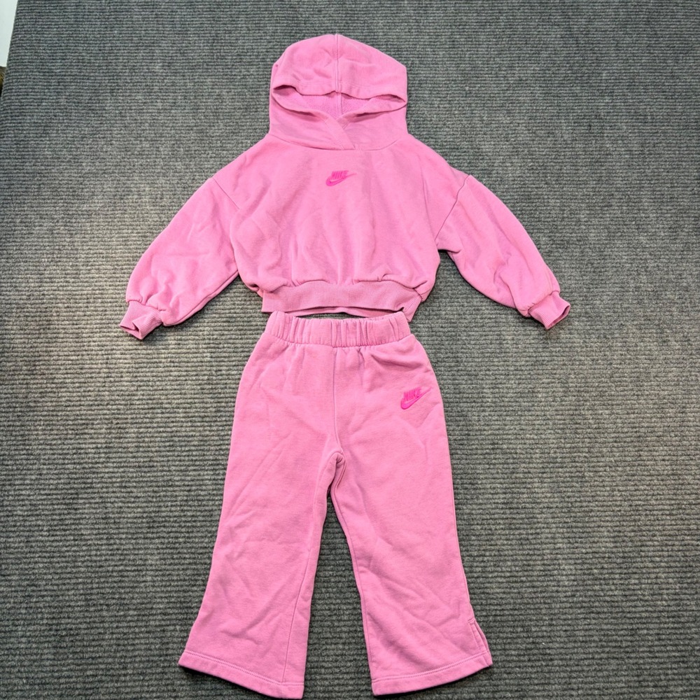 Nike Kids Pink Fleece Hoodie and Sweatpants Tracksuit Set 3T